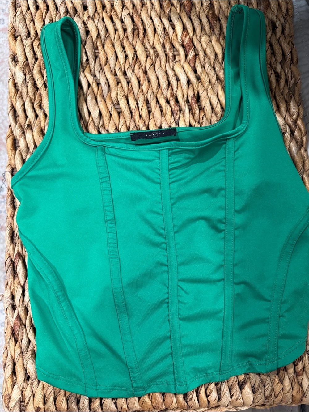 Women's Emerald Green Crop Tank Top with Structured Seams